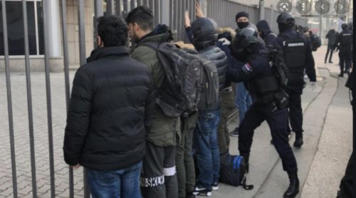 Granična policija BiH raskrinkala KRIUMČARENJE! U kamionu s namještajem pronašla 26 migranta!