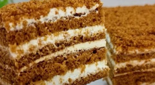 TRADICIONALNI RUSKI RECEPT: Medovik torta je prava harmonija ukusa!