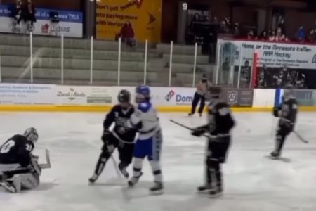 NEMA ZEZANJA sa hokejašima! (VIDEO)