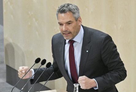 AUSTRIJSKI KANCELAR PORUČIO: „Nezamislivo da odobrimo status kandidata Ukrajini, a zemlje kao BiH i dalje držimo izvan“