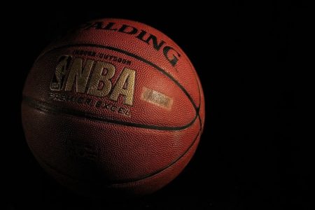 SKANDAL UZDRMAO NBA SVIJET Bivšeg košarkaša uhapsili zbog porodičnog nasilja, pa ga pustili nakon plaćene kaucije