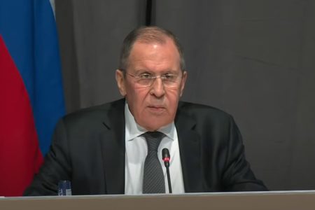 Lavrov: Zadatak Rusije u ovoj godini da se oslobodi svake zavisnosti od Zapada
