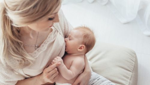 VJEROVATNO IH JE SVAKA MAJKA ČULA: Ginekolog otkriva najčešće mitove o dojenju!