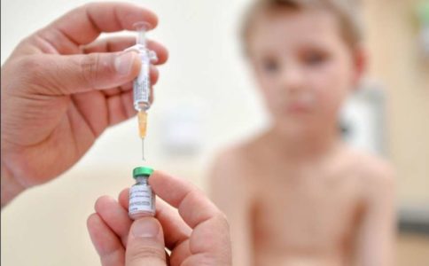 NAKON SKANDALA U SRBIJI Krivične prijave protiv sestara zbog pogrešne vakcinacije 600 beba