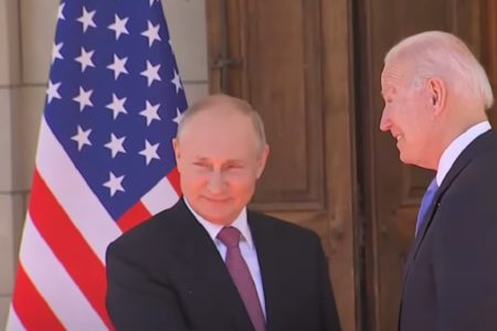 AMERIKA SE SVE VIŠE UPLIĆE u odnose između Ukrajine i Rusije! Zelinskom prija uticaj Bajdena! (VIDEO)