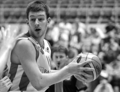 TUGA! Preminuo srpski košarkaš STEVAN JELOVAC! Nije se izborio sa posljedicama MOŽDANOG UDARA na treningu!