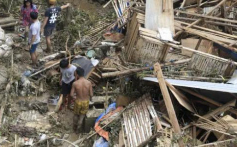 BROJ ŽRTAVA NA FILIPINIMA RASTE! Evakuisano na hiljade građana zbog razarajućeg tajfuna