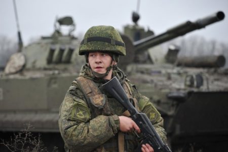 SAD NE ZNAJU KAKO DA SE NOSE SA RUSIJOM pa neosnovano napadaju: „Ruska vlada priprema napad u Ukrajini“