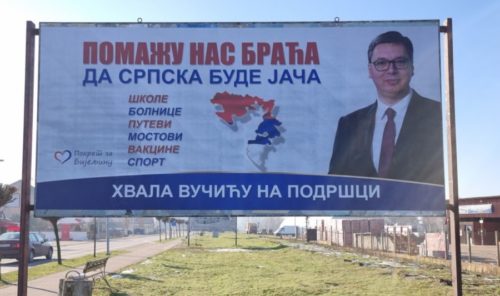 HVALA VUČIĆU NA PODRŠCI! Bijeljina oblijepljena plakatima zahvalnosti predsjedniku Srbije (FOTO)