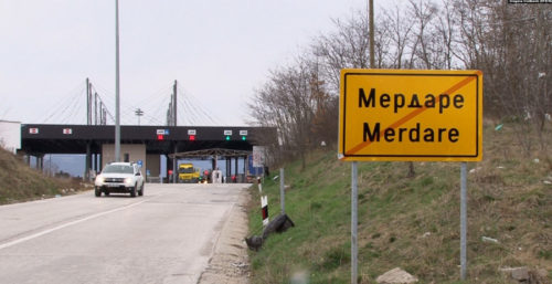 TEROR SE NASTAVLJA Uhapšen Srbin na prelazu Merdare, Kurtijeva policija ga odvela u Prištinu