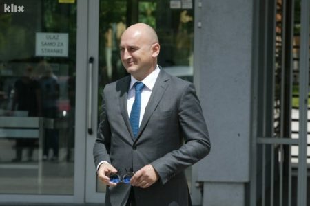 SRBE UPOREDIO SA NACISTIČKIM ODREDIMA SMRTI Podnesena krivična prijava PROTIV Šefika Džaferovića