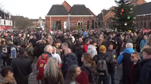 PROTESTI U PRVIM DANIMA 2022. GODINE! Holandija vrvi od demonstranata uprkos ZABRANI OKUPLJANJA (VIDEO)