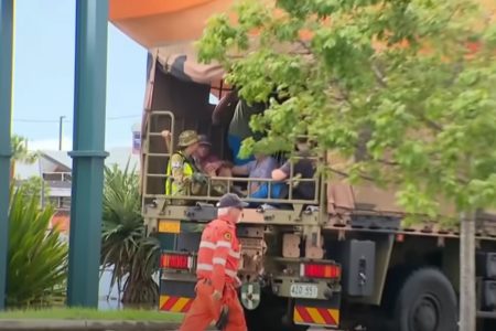 DESETINE HILJADA STANOVNIKA AUSTRALIJE evakuisano zbog razornog nevremena koje hara! (VIDEO)