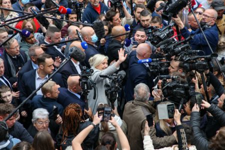 MARIN LE PEN: Drugi mandat za Makrona bi bio „socijalna katastrofa“ (VIDEO)