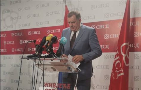 U JEDNOM MANDATU TREĆINA ODBORNIKA PROMIJENILA STRANAČKI DRES Dodik: Izbori će to sve da srede