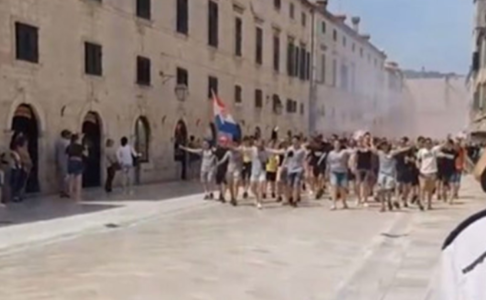 MATURANTI U HRVATSKOJ NOSE USTAŠKA OBILJEŽJA Dubrovnikom se ori „Za dom spremni“ (VIDEO)