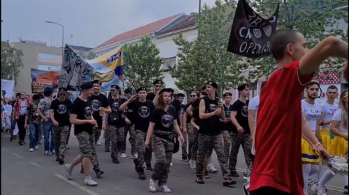 „ZASTRAŠUJUĆI MARŠ“ Oglasio se izraelski ambasador o maturantima iz Hrvatske koji su inspirisani ustaštvom proslavili kraj školske godine