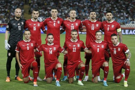 „ORLOVI SPREMNI“ Fudbaleri Srbije odradili posljednji trening pred sutrašnji meč