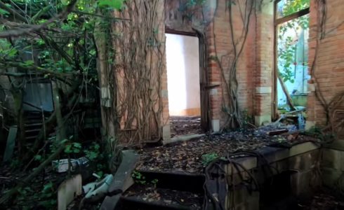 MJESTO KOJE JE POSTALO TURISTIČKA ATRAKCIJA Šta se krije u unutrašnjosti italijanskog „ostrva duhova“ (FOTO/VIDEO)