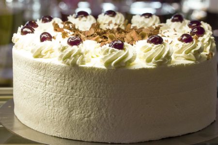 SJAJNA ZA VRELE DANE Napravite fantastičnu „Ledolinu tortu“