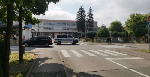 LAŽNE DOJAVE Policija pregledala škole u Istočnom Sarajevu i Sokocu