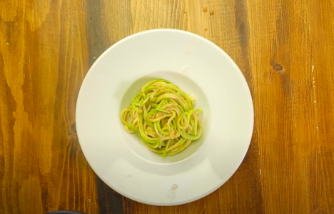 BROJNE SVJETSKE ZVIJEZDE OBOŽAVAJU OVO JELO Špageti od tikvica po italijanskom receptu