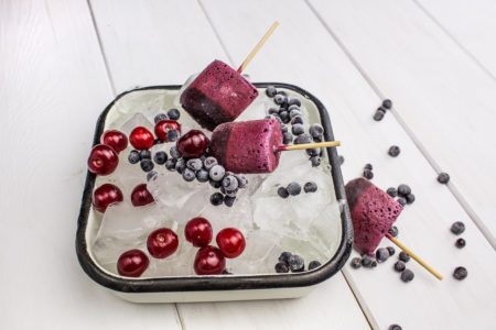 RASHLADNO ZADOVOLJSTVO Smrznute jogurt pločice sa voćem