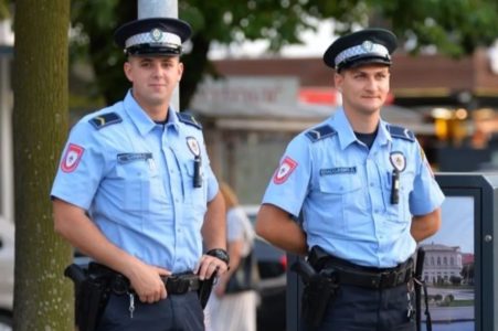 POLICIJI PUNE RUKE POSLA Širom Srpske incidenti na biralištima