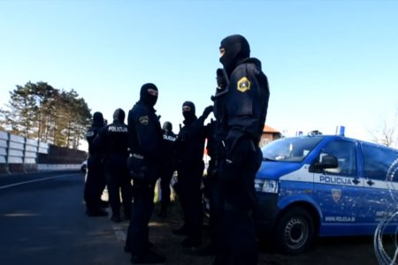 HRVATSKA I SLOVENSKA GRANIČNA POLICIJA POD LUPOM Dužnosnici prijavljeni za nasilno protjerivanje djeteta