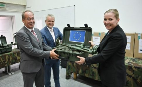 DONACIJA EVROPSKE UNIJE Oružane snage BiH dobile 150 detektora metala