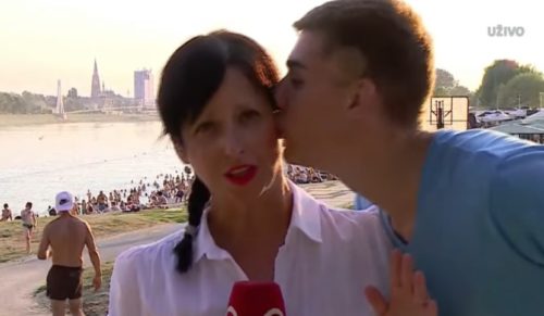 NESVAKIDAŠNJI GEST U OSIJEKU Reporterka dobila poljubac usred javljanja uživo (VIDEO)