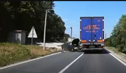 POGINUO VOZAČ Objavljen snimak zastrašujućeg sudara kamiona i auta