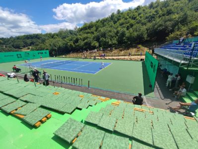 POBJEDNIKU IDE 250 ATP POENA Kecmanović na Medvedeva u polufinalu Los Kabosa