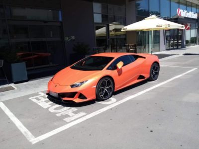 GRADOM PROŠLA OPASNA ZVIJER Automobil Lamborghini Huracán vrijedan nekoliko stotina hiljada evra viđen u Banjaluci (FOTO)
