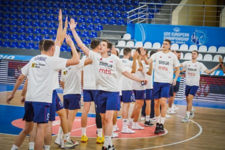 BRAVO MOMCI „Orlići“ preko Letonije do polufinala
