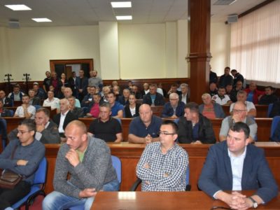 FONDACIJA ZA ODRŽIVI RAZVOJ REPUBLIKE SRPSKE Program podrške Vlade Mađarske privredi Srpske prezentovan u Mrkonjić Gradu