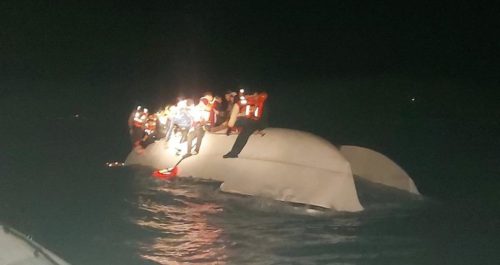 NAKON POTONUĆA ČAMCA MORE PROGUTALO DESETINE LICA Grčka obalska straža uspjela spasiti 29 muškaraca