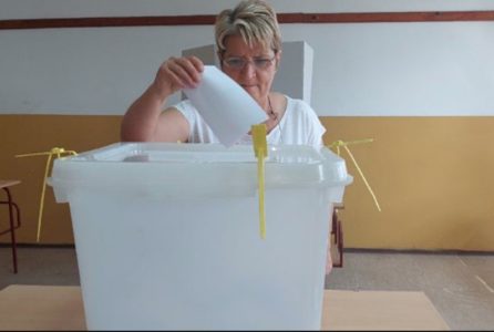 ZABILJEŽENO 636 NEPRAVILNOSTI Izborna kampanja još nije počela, a stranke već uveliko krše zakon