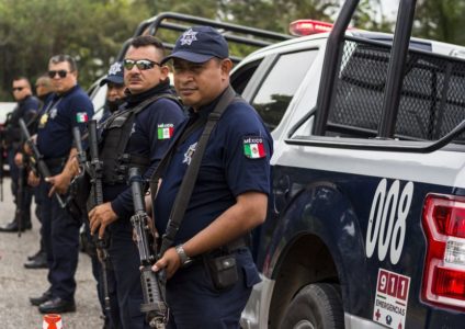 KRVAVI NAPAD BANDE U MEKSIKU Ubijen gradonačelnik i još 17 ljudi