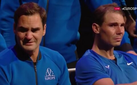 EMOTIVNI NADAL NIJE MOGAO SUZDRŽATI SUZE Federerov oproštaj raznježio Rafu (VIDEO)
