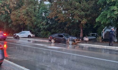 TEŽAK UDES NA MALTI Sudarili se Opel i BMW, kolovoz klizav zbog kiše