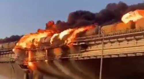 TIJELA IZVUČNA IZ VODE Tri osobe poginule u eksploziji na Krimskom mostu (VIDEO)