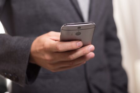 STRUČNJAK UPOZORAVA iPHONE I ANDROID KORISNIKE: Hakovanje može da ima strašne posljedice