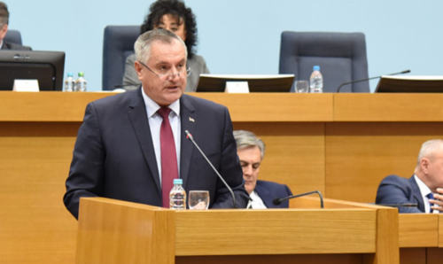 VIŠKOVIĆ NAKON KONSULTACIJA: „Prioritet ravnomjeran razvoj Srpske i njenih lokalnih zajednica“