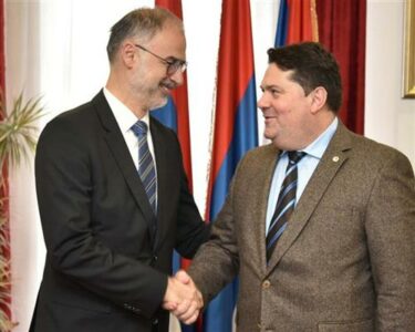 STEVANDIĆ SA STOILKOVIĆEM: „Srbi u Makedoniji znaju da je Srpska bratska zemlja“
