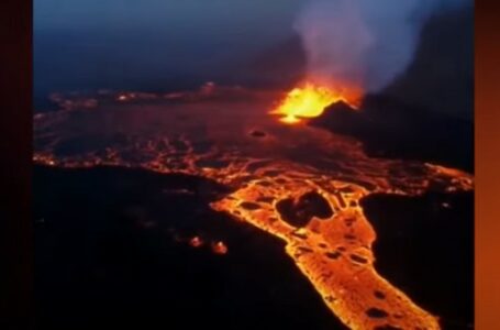 LJUDI U PANICI Erupcija vulkana na Havajima, lava se približava auto-putu (VIDEO)