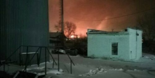 TRAGEDIJA U SIBIRU Dvije osobe poginule u požaru u ruskoj rafineriji nafte (VIDEO)