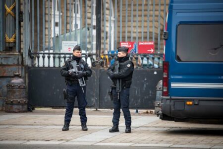 FRANCUSKA POLICIJA NA NOGAMA Uhapšeni članovi srpskog klana, sumnjiče se za milionske prevare