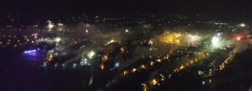 TESLIĆ JE SINOĆ IZGLEDAO SPEKTAKULARNO Prelijepi prizori vatrometa obišli sve krajeve Republike Srpske (VIDEO)