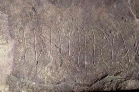 NEVJEROVATNO OTKRIĆE! Arheolozi u Norveškoj pronašli najstariji runski zapis na svijetu (FOTO)